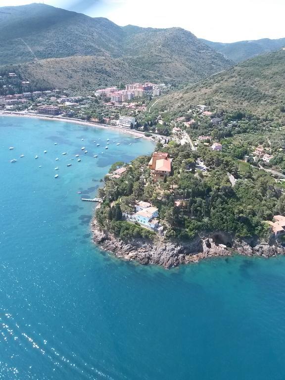 Albergo Filippo II Porto Santo Stefano  Exterior photo