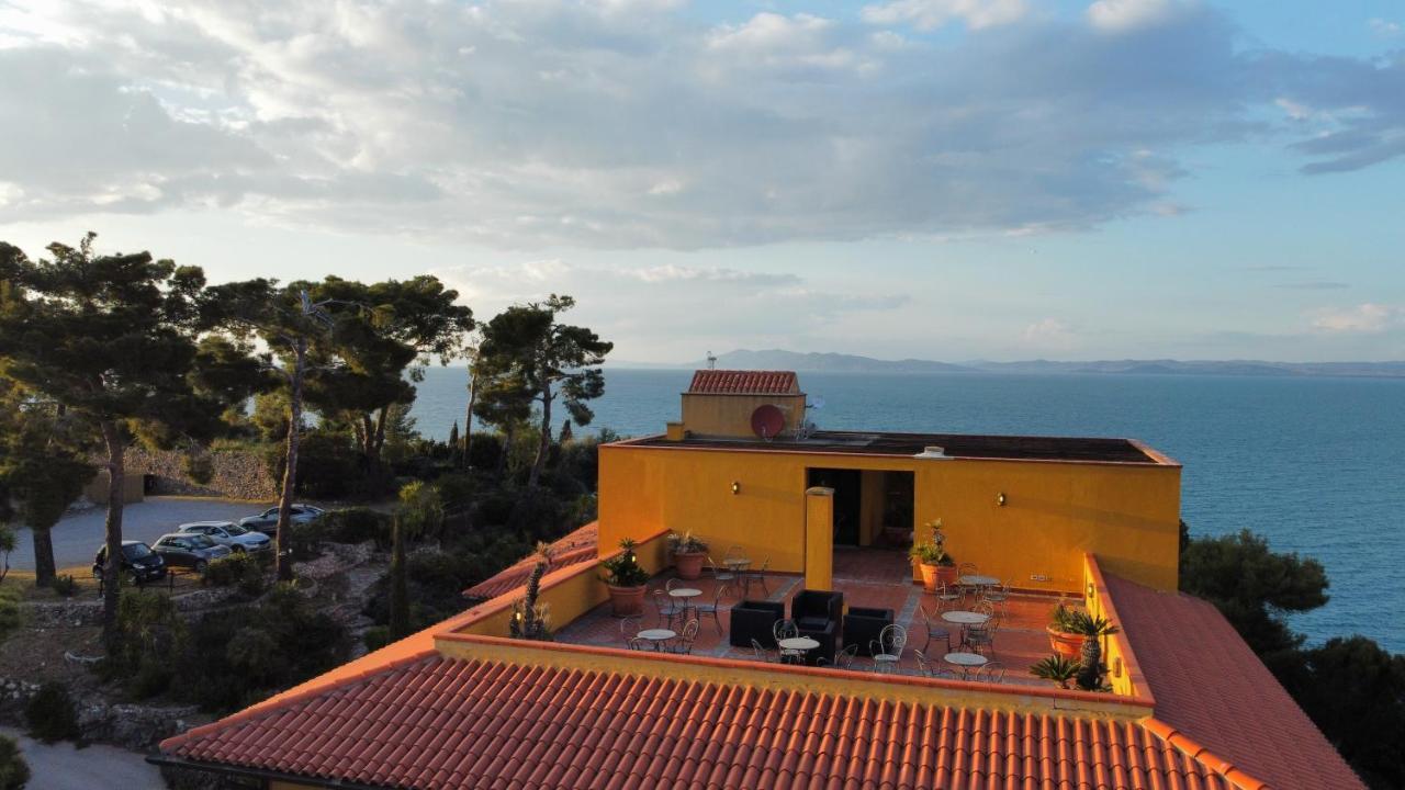 Albergo Filippo II Porto Santo Stefano  Exterior photo