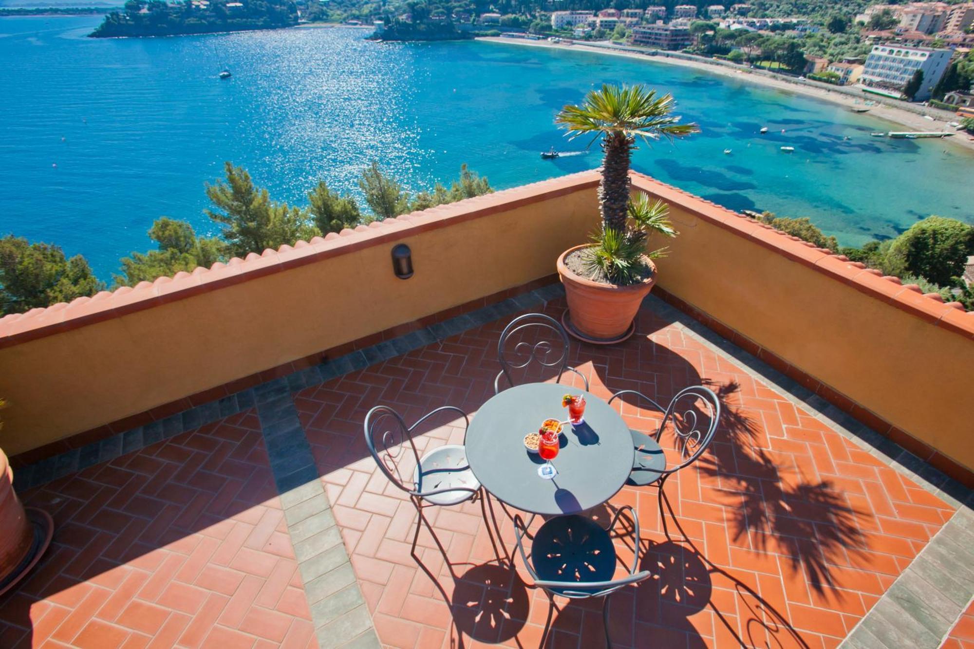 Albergo Filippo II Porto Santo Stefano  Exterior photo